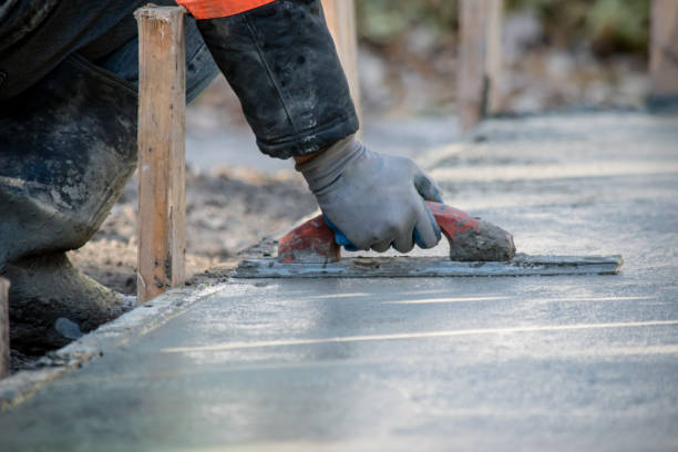 Best Concrete Pool Decks in Gun Barrel City, TX